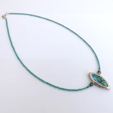 Load image into Gallery viewer, Paua &amp; Teal Bead Handmade Necklace
