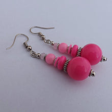 Load image into Gallery viewer, Pink Handmade Bead Necklace &amp; Earrings Set
