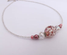 Load image into Gallery viewer, Pink &amp; White Handmade Glass Floral Lamp Work Bead Necklace
