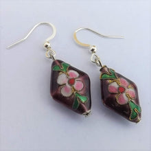 Load image into Gallery viewer, Purple Floral Cloisonne Bead Earrings
