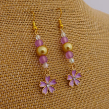 Load image into Gallery viewer, Purple &amp; Gold Flower Handmade Bead Earrings
