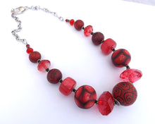 Load image into Gallery viewer, Red &amp; Black Kathryn Design Chunky Bead Necklace with Chain
