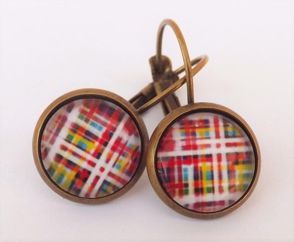 Red & White Checker Pattern - Dome Earrings on Lever back hooks