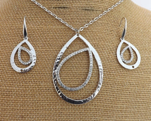 Silver Tone Teardrop with Diamantes, Pendant Necklace & Earrings Set