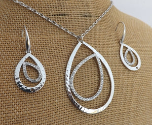 Silver Tone Teardrop with Diamantes, Pendant Necklace & Earrings Set