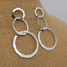 Load image into Gallery viewer, Silver Tone Round Chain Link Drop Earrings
