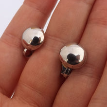 Load image into Gallery viewer, Silver Tone Round Clip on Earrings
