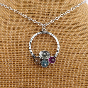 Silver Tone Round Pendant Necklace