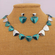 Load image into Gallery viewer, Blue &amp; Silver Tone Shield Shape Necklace
