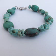 Load image into Gallery viewer, Turquoise Like Gemstone Bead Bracelet
