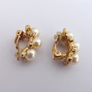 Vintage Gold & Faux Pearl Clip on Earrings