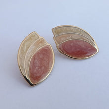Load image into Gallery viewer, Vintage Pink, Cream &amp; Gold Tone Stud Earrings
