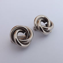 Load image into Gallery viewer, Vintage Silver Swirls Clip On Earrings
