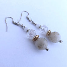 Load image into Gallery viewer, White &amp; Gold Handmade Bead Earrings
