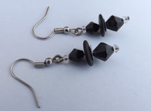 Load image into Gallery viewer, Black Bead Earrings
