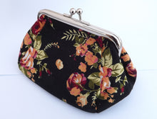 Load image into Gallery viewer, Floral Print Vintage Style Coin Purse (five options)
