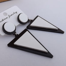 Load image into Gallery viewer, Black &amp; White Triangle Acrylic Earrings
