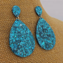 Load image into Gallery viewer, Blue Glitter &amp; Clear Acrylic Earrings
