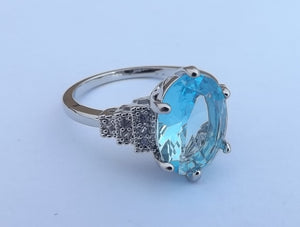 Blue & Silver Tone Costume Ring (size 10)