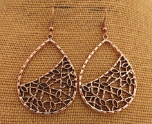 Load image into Gallery viewer, Bright Rose Gold Copper Tone Teardrop Earrings
