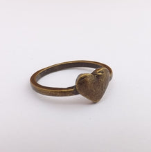 Load image into Gallery viewer, Bronze Toned Heart Ring (size 7)

