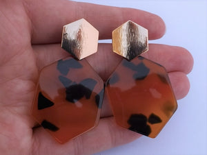 Brown & Black, Gold Tone Acrylic Drop Earrings on Clip on Setting