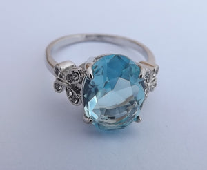 Clear Light Blue & Faux Diamond, Silver Tone Costume Ring (size 10)