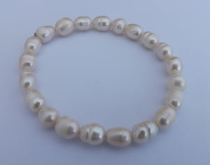 Creamy White Elastic Freshwater Pearl Bead Bracelet