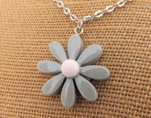 Daisy Pendant Necklace Grey & Light Pink