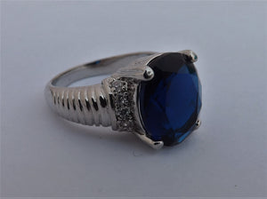 Dark Blue & Silver Tone Costume Ring (size 10)