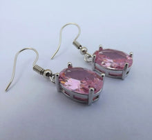 Load image into Gallery viewer, Faceted Pink Crystal Oval Earrings
