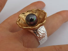 Load image into Gallery viewer, Faux Warm Grey Crushed Seashell Pearl, Gold &amp; Silver Tone Ring (size 8)
