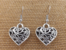 Load image into Gallery viewer, Floral Filigree Style Hollow Heart Silver Tone Earrings
