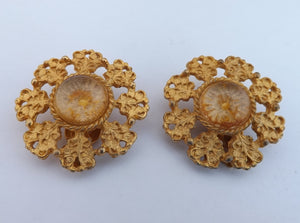 Gold Tone Vintage Clip on Earrings