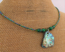 Load image into Gallery viewer, Green Handmade Paua Shell &amp; Bead Necklace
