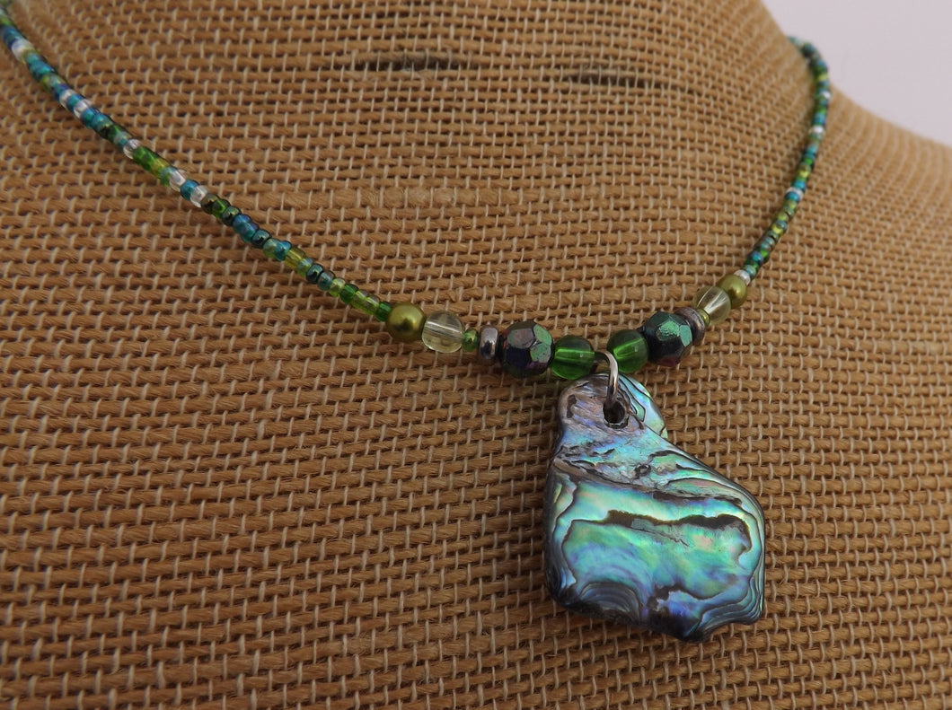 Green Paua & Bead Necklace