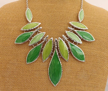 Load image into Gallery viewer, Green &amp; Silver Tone Leaf Collar Necklace
