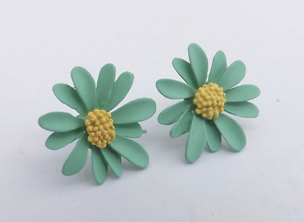 Frosted Flower Stud Earrings