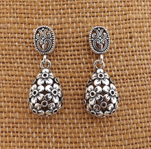 Load image into Gallery viewer, Hollowed Floral Silver Tone Earrings
