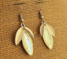 Load image into Gallery viewer, Light Cream &amp; Silver Tone Leaf Earrings
