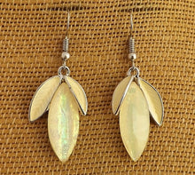 Load image into Gallery viewer, Light Cream &amp; Silver Tone Leaf Earrings
