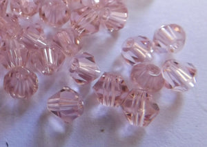 40pcs Light Pink Glass Bicone 4mm Beads - ppink