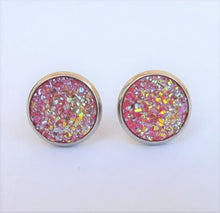 Load image into Gallery viewer, Darker Pink &amp; Gold Glittery Stud Earrings
