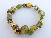 Load image into Gallery viewer, Olive Green &amp; Gold Beads Memory Wire Bracelet
