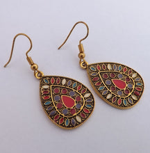 Load image into Gallery viewer, Pink, Purple, Cream &amp; Gold Tone Dotted Drop Earrings
