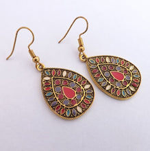 Load image into Gallery viewer, Pink, Purple, Cream &amp; Gold Tone Dotted Drop Earrings
