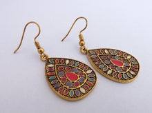 Load image into Gallery viewer, Pink, Purple, Cream &amp; Gold Tone Dotted Drop Earrings
