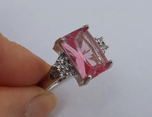 Load image into Gallery viewer, Pink &amp; Silver Tone Bling Costume Ring (size 8)
