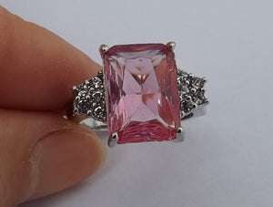 Pink & Silver Tone Bling Costume Ring (size 8)