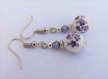 Load image into Gallery viewer, Purple Flowers on White Bead Earrings
